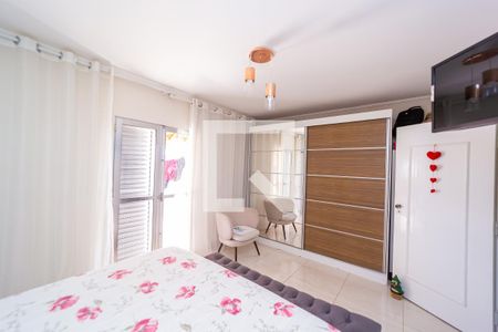 Casa à venda com 175m², 4 quartos e 2 vagas Casa à venda com 175m², 4 quartos e 2 vagasQuarto 2