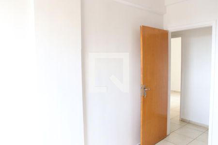Quarto 01 de apartamento para alugar com 3 quartos, 98m² em Setor Aeroporto, Goiânia