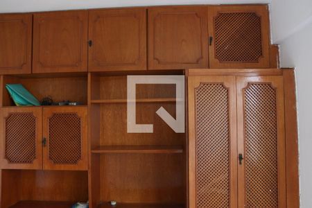 Quarto 01 de apartamento para alugar com 3 quartos, 98m² em Setor Aeroporto, Goiânia