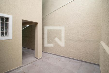 Casa à venda com 90m², 2 quartos e 2 vagasQuintal