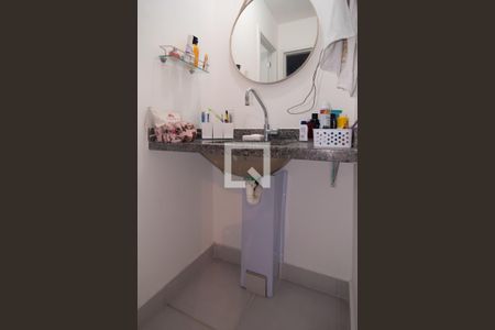 Apartamento para alugar com 52m², 1 quarto e sem vagaBanheiro