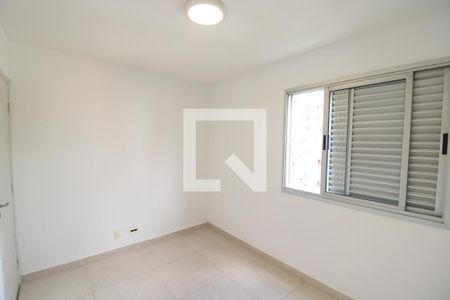 Quarto 1 de apartamento para alugar com 2 quartos, 60m² em Vila Isolina Mazzei, São Paulo