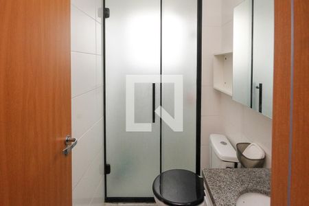 Apartamento à venda com 43m², 2 quartos e 1 vaga Apartamento à venda com 43m², 2 quartos e 1 vagaBanheiro