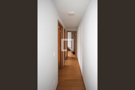 Corredor de apartamento à venda com 2 quartos, 43m² em Cidade São Mateus, São Paulo