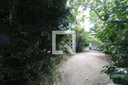 Casa de condomínio para alugar com 684m², 3 quartos e 3 vagasLateral 2