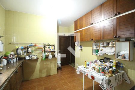Casa de condomínio para alugar com 684m², 3 quartos e 3 vagasCozinha
