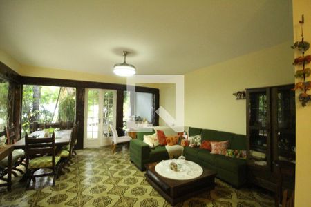 Sala de casa de condomínio para alugar com 3 quartos, 684m² em Anil, Rio de Janeiro