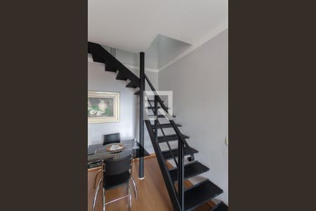 Apartamento à venda com 160m², 3 quartos e 1 vagaEscada