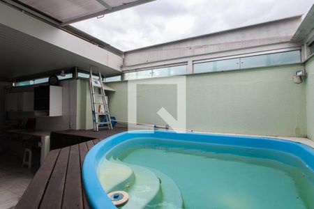 Apartamento à venda com 160m², 3 quartos e 1 vagaCobertura - Piscina