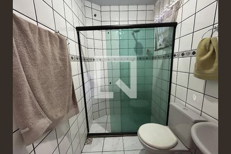 Casa para alugar com 178m², 2 quartos e 3 vagasBanheiro da Suíte 2