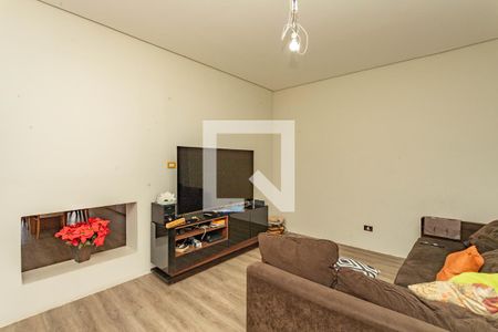 Casa à venda com 400m², 6 quartos e 1 vaga Casa à venda com 400m², 6 quartos e 1 vagaSala de TV