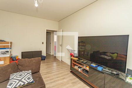 Casa à venda com 400m², 6 quartos e 1 vaga Casa à venda com 400m², 6 quartos e 1 vagaSala de TV