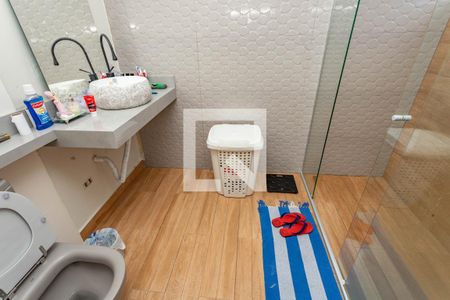 Casa à venda com 400m², 6 quartos e 1 vaga Casa à venda com 400m², 6 quartos e 1 vagaBanheiro da suíte