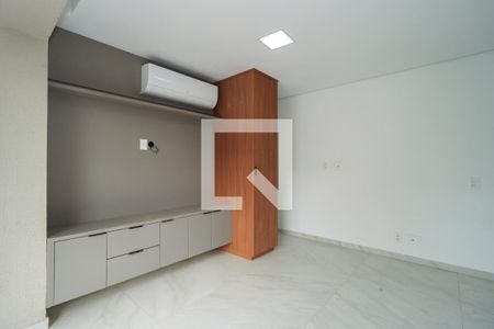 Sala de apartamento à venda com 2 quartos, 60m² em Vila Suzana, São Paulo