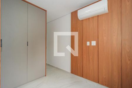 Suíte  de apartamento à venda com 2 quartos, 60m² em Vila Suzana, São Paulo