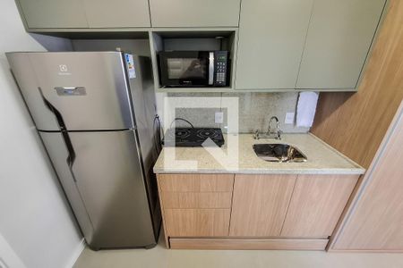 Studio para alugar com 25m², 1 quarto e sem vaga Studio para alugar com 25m², 1 quarto e sem vagaCozinha