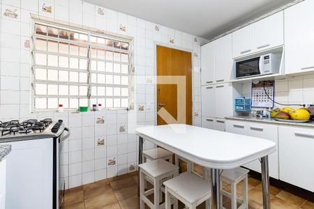 Casa à venda com 168m², 3 quartos e 2 vagasCozinha