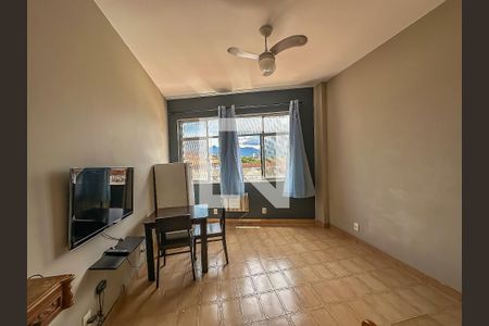 Sala/Quarto de apartamento para alugar com 1 quarto, 23m² em Centro, Rio de Janeiro
