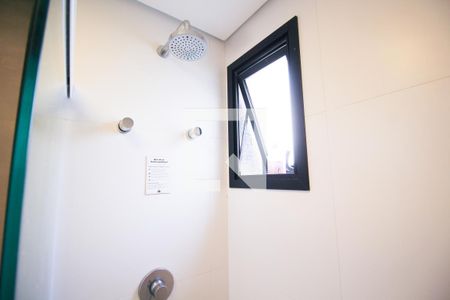 Banheiro de kitnet/studio à venda com 1 quarto, 18m² em Moema, São Paulo