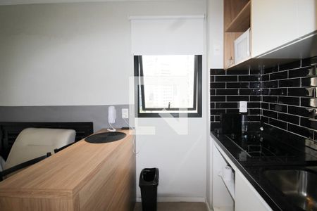 Cozinha de kitnet/studio à venda com 1 quarto, 18m² em Moema, São Paulo