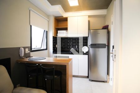 Cozinha de kitnet/studio à venda com 1 quarto, 18m² em Moema, São Paulo