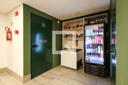 Studio à venda com 18m², 1 quarto e sem vaga Studio à venda com 18m², 1 quarto e sem vagaÁrea comum - Mercado