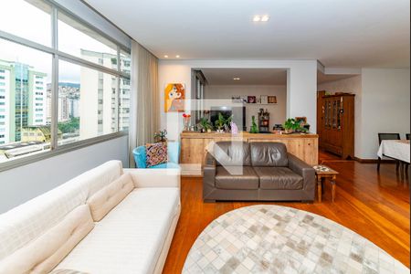 Sala de apartamento à venda com 4 quartos, 125m² em Coracao de Jesus, Belo Horizonte