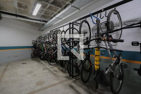 Studio à venda com 24m², 1 quarto e sem vaga Studio à venda com 24m², 1 quarto e sem vagaÁrea comum - Bicicletário