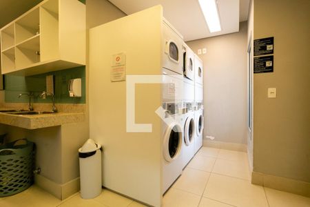 Studio à venda com 24m², 1 quarto e sem vaga Studio à venda com 24m², 1 quarto e sem vagaÁrea comum - Lavanderia