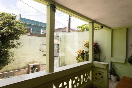 Casa à venda com 400m², 4 quartos e 1 vaga Casa à venda com 400m², 4 quartos e 1 vagaVaranda