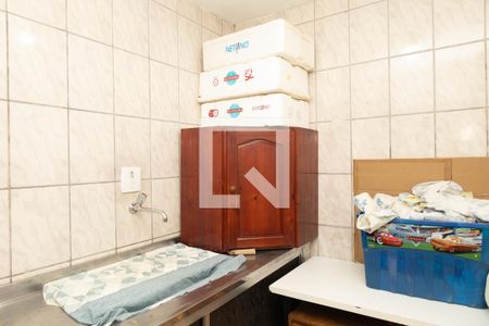 Casa à venda com 400m², 4 quartos e 1 vaga Casa à venda com 400m², 4 quartos e 1 vagaEdícula - Cozinha