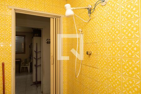 Casa à venda com 400m², 4 quartos e 1 vaga Casa à venda com 400m², 4 quartos e 1 vagaBanheiro