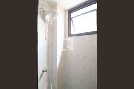 Banheiro de apartamento para alugar com 1 quarto, 84m² em Água Verde, Curitiba