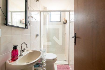 Banheiro de apartamento para alugar com 1 quarto, 84m² em Água Verde, Curitiba