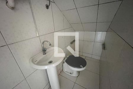 Casa para alugar com 50m², 1 quarto e sem vaga Casa para alugar com 50m², 1 quarto e sem vagaBanheiro 1