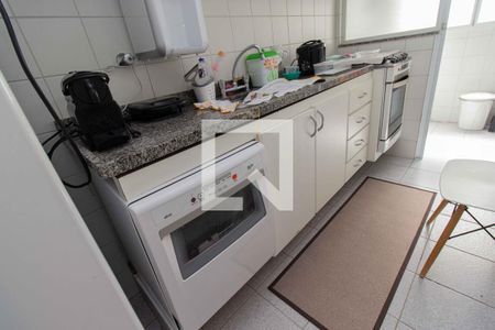 Apartamento à venda com 59m², 2 quartos e 2 vagas Apartamento à venda com 59m², 2 quartos e 2 vagasCozinha