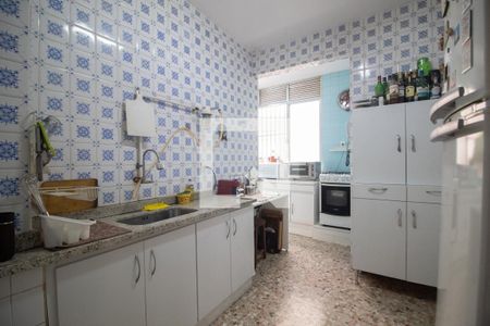 Apartamento à venda com 98m², 2 quartos e 1 vagaCozinha