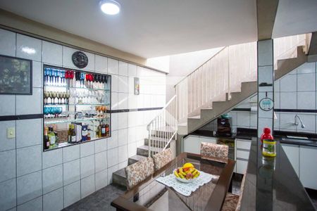 Casa à venda com 300m², 5 quartos e 1 vagaCopa