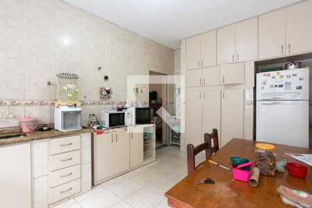 Casa para alugar com 350m², 5 quartos e 4 vagasCasa 1 - Cozinha