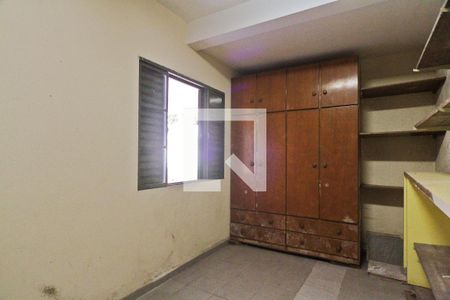 Casa à venda com 397m², 3 quartos e 6 vagasEdícula - banheiro