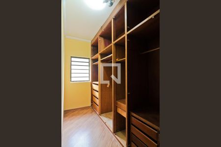 Casa à venda com 397m², 3 quartos e 6 vagasSuíte americana - closet