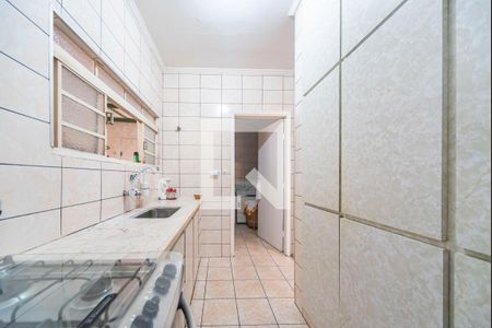 Casa à venda com 250m², 2 quartos e 5 vagas Casa à venda com 250m², 2 quartos e 5 vagasCozinha