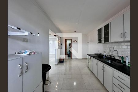 Apartamento para alugar com 96m², 2 quartos e 1 vaga Apartamento para alugar com 96m², 2 quartos e 1 vagaCozinha