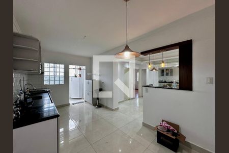 Apartamento para alugar com 96m², 2 quartos e 1 vaga Apartamento para alugar com 96m², 2 quartos e 1 vagaCozinha