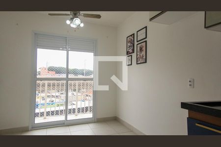 Sala/Cozinha de apartamento para alugar com 2 quartos, 35m² em Vila Graciosa, São Paulo