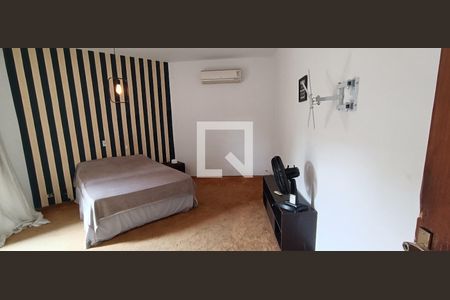 Casa à venda com 950m², 4 quartos e 6 vagasSuíte 2