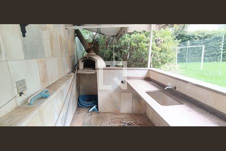 Casa à venda com 950m², 4 quartos e 6 vagasChurrasqueira