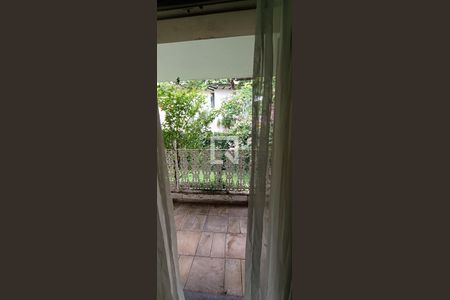 Casa à venda com 950m², 4 quartos e 6 vagasVaranda