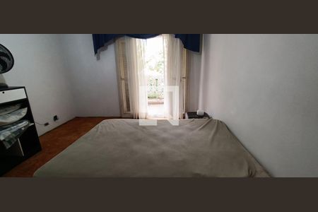 Casa à venda com 950m², 4 quartos e 6 vagasQuarto 1