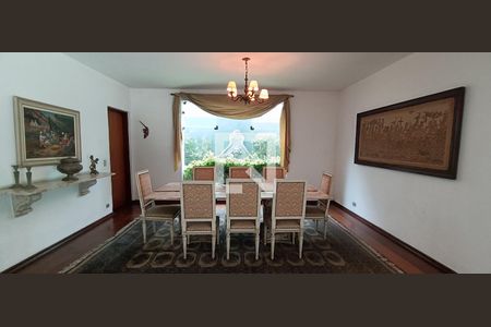 Casa à venda com 950m², 4 quartos e 6 vagasSala de Jantar